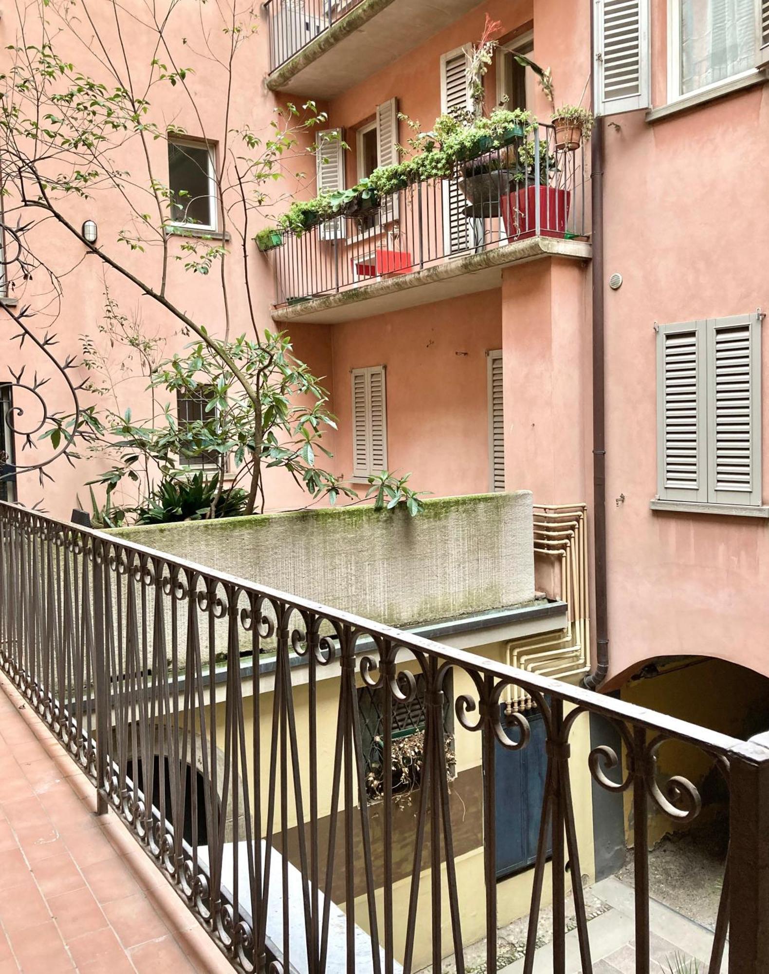 Apartment Via Sant'Alessandro 22 - Sostify ベルガモ エクステリア 写真